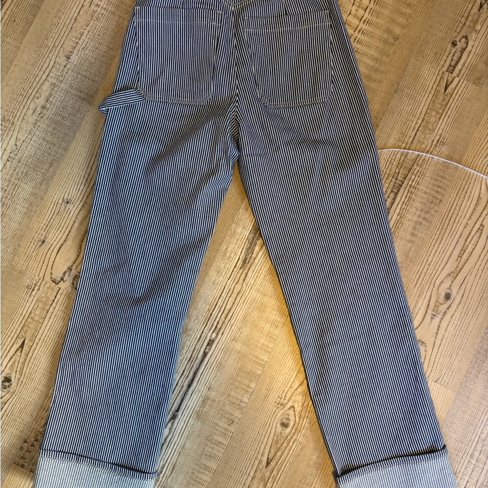 Veronica Beard - Dylan High Rise Straight Leg Jean - Picture 5 of 6